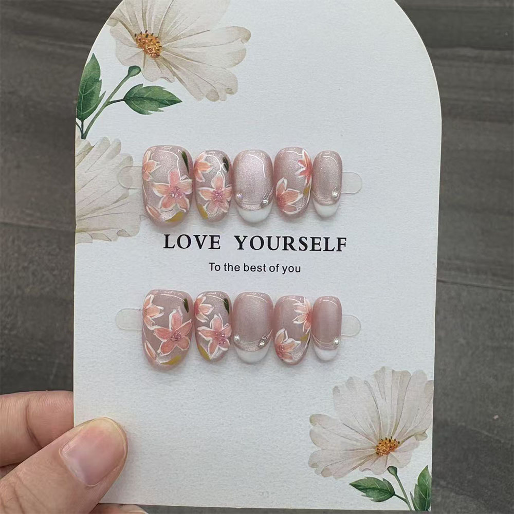 Nazik Zarif El Çizilmiş Çiçek  - Nail Art Elegant incelemesi ve fiyatı